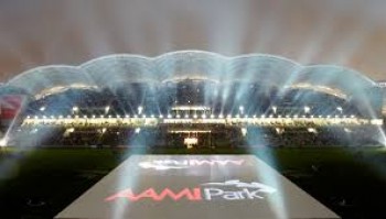 AAMI Park lights up Melbourne skyline