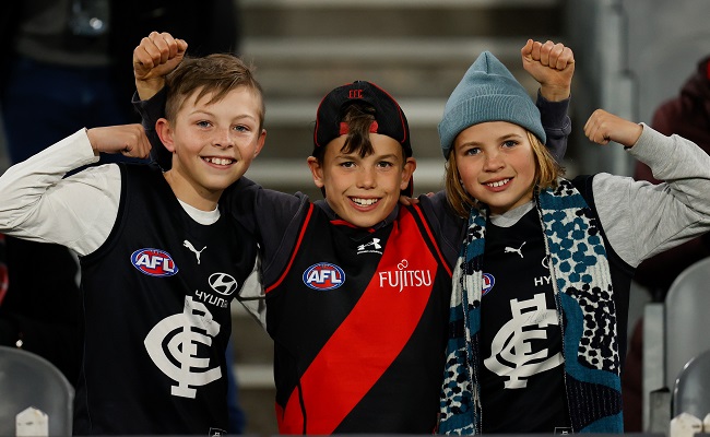 Victoria Government announces free tickets for under 14s in AFL Round 24