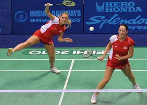 Badminton abandons skirt ruling