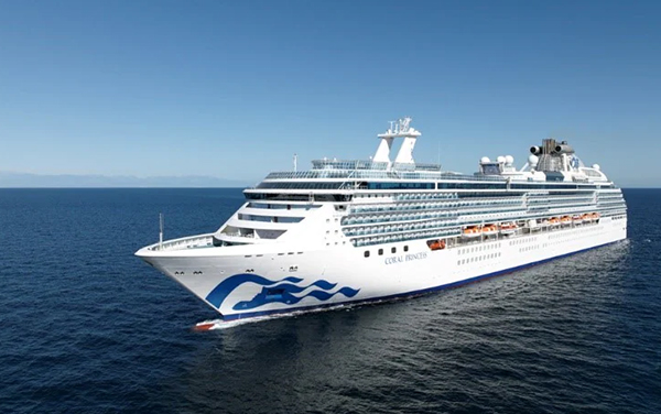 Northern Territory welcomes the Coral Princess on its maiden voyage to Darwin