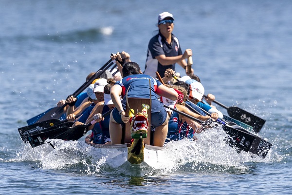 Over 800 paddlers compete in Dragon Boats NSW State Championships
