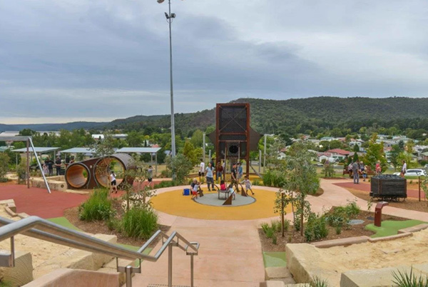 Lithgow City Council closes play equipment following accident