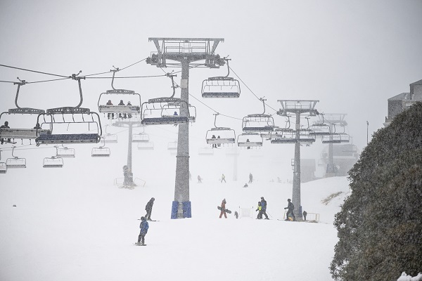 Mt Buller opens additional lifts for the weekend