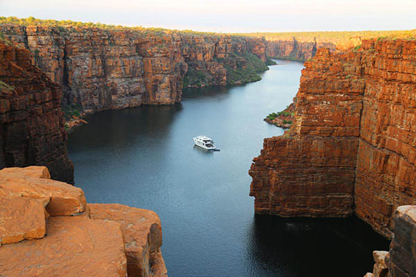 Eight projects funded to improve resilience of Western Australian Marine Parks