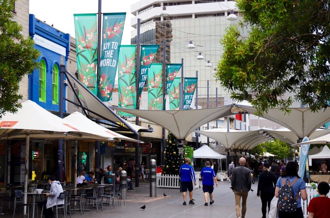 Extended night-time business hours proposed for more vibrant, safer Bondi Junction precinct