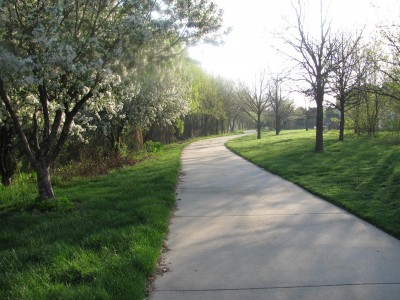 Victoria Police clarify advice on safety of women walking alone in parks