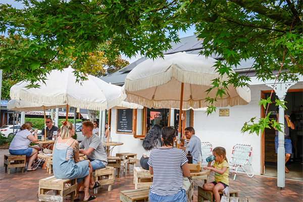 Fees waived temporarily for Shoalhaven businesses to expand their outdoor dining services