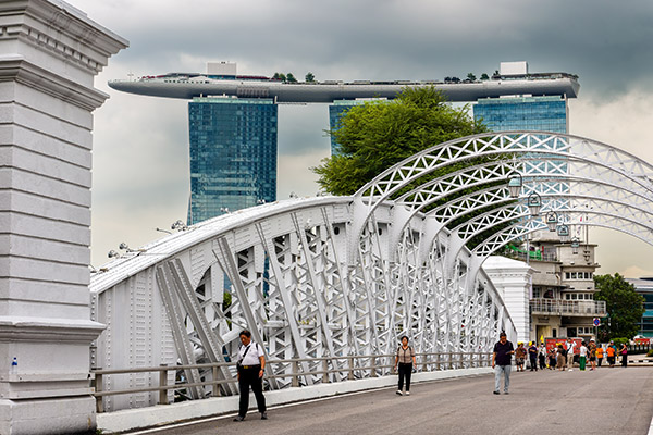 Singapore Marathon selects Anderson Bridge as 2024 finish line and adds ...