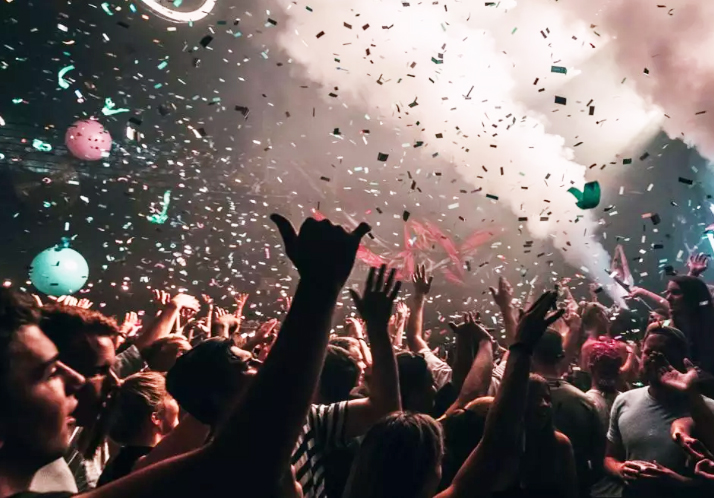 Law changes proposed to reboot NSW nightlife, live music and entertainment precincts