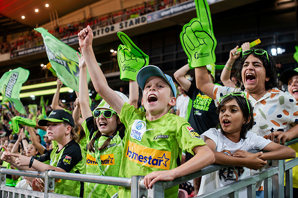 Sydney Thunder becomes first Big Bash League club to run carbon-neutral match