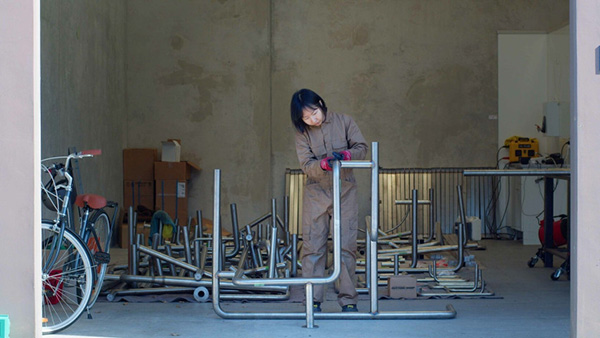 Christchurch Art Gallery marks 20th anniversary with new sculpture